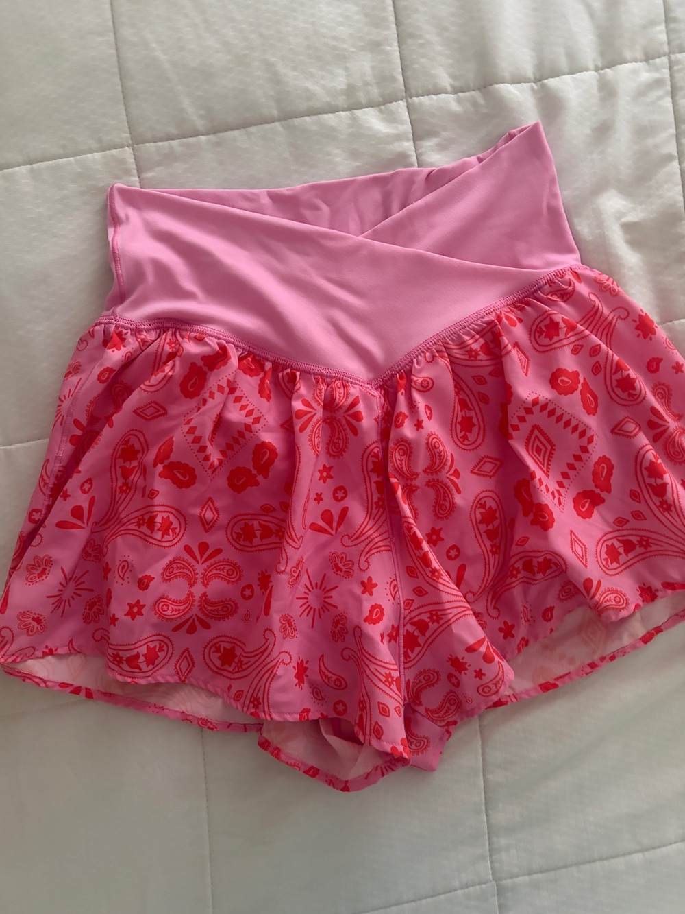 Arie bandanna shorts
